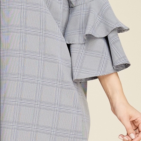 Grey Gingham Plaid Ruffled Bell Sleeve Dress - Picture 4 of 4